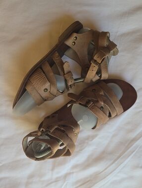 Free People Tan Strappy Leather Sandals
